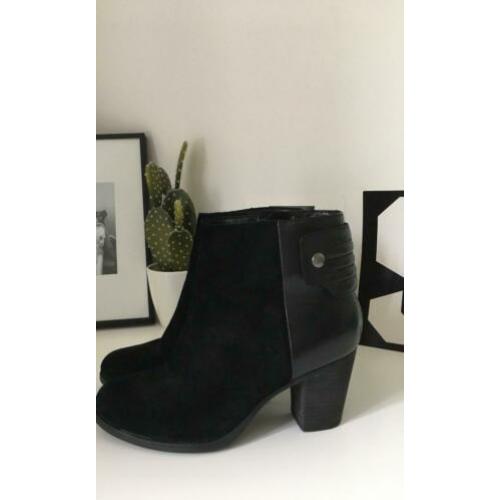 Stoere Carks laarsjes maat 39