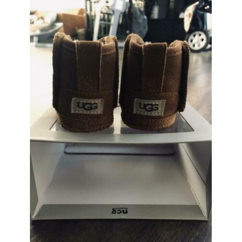 UGG Neumel baby 0-6mnd maat XS
