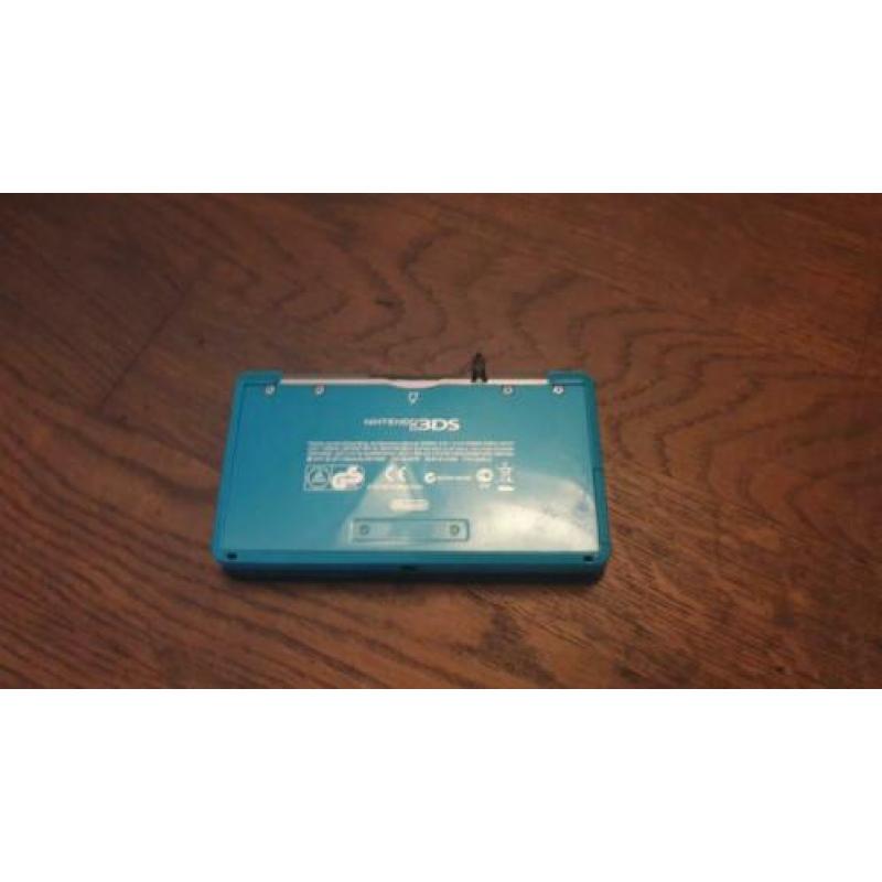 Nitendo 3DS incl. auto oplader en spel