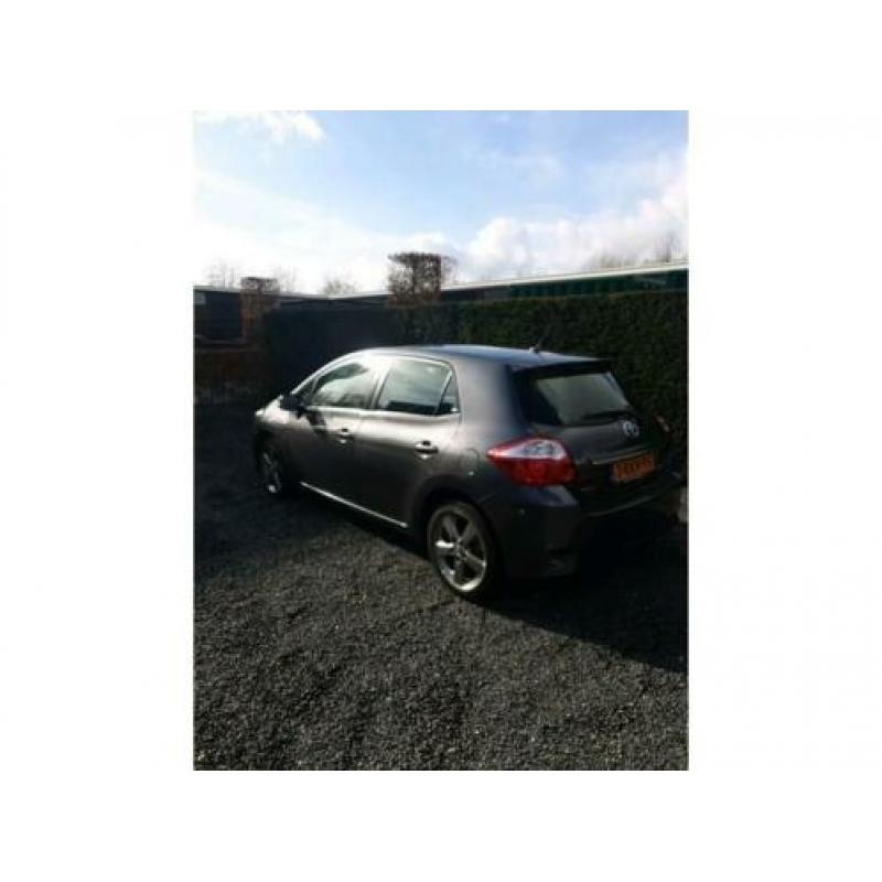 v.a. € 220 p/m | Toyota Auris 1.8 Dynamic