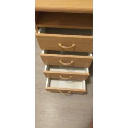 Bureau met slot