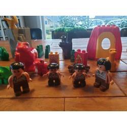 Duplo dinosaurussen, poppetjes oertijd etc