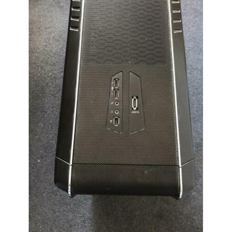 Gaming PC Cooler Master (zonder HDD, besturingssysteem)