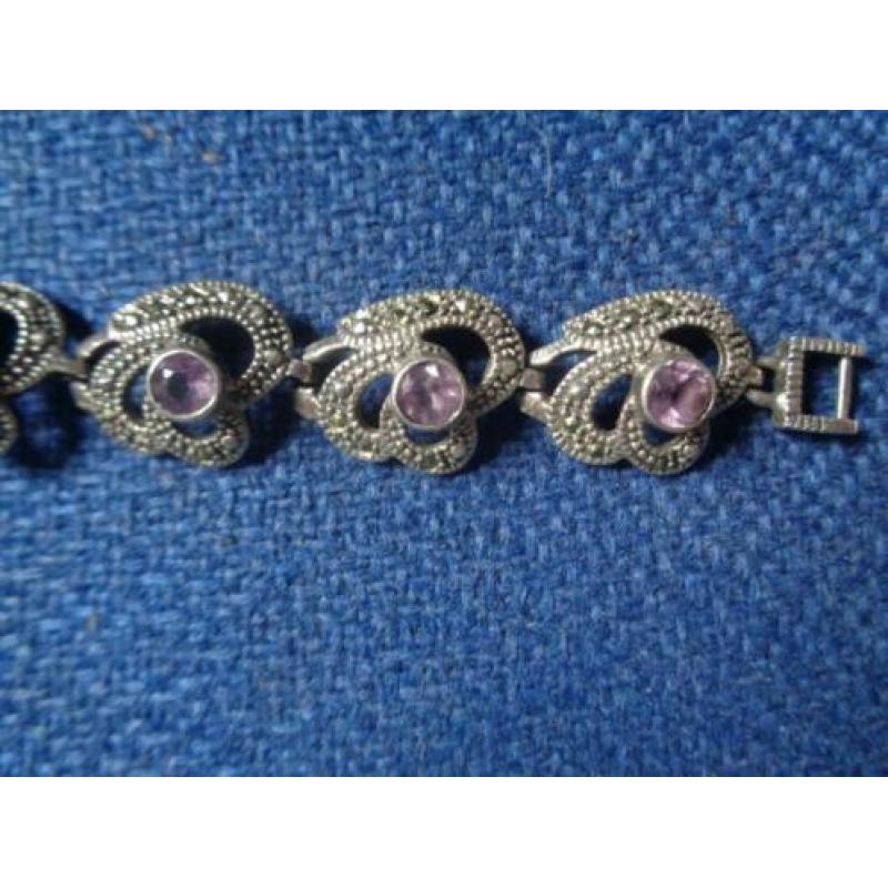 Art Nouveau Zilveren armband met 9 paarse kristallen,gemerkt
