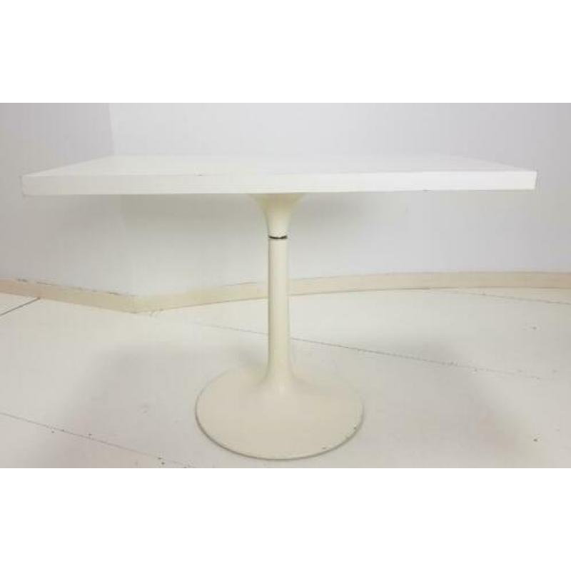 Vintage Salontafel trompetvoet bijzettafel design wit retro
