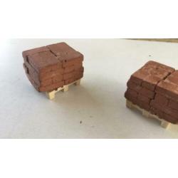 Pallets met stenen schaal 1:50