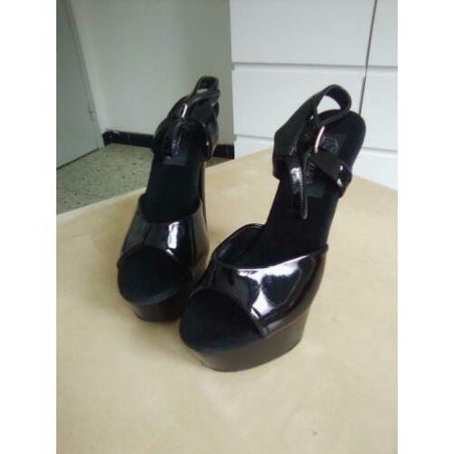 High heels pleaser maat 37