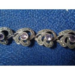 Art Nouveau Zilveren armband met 9 paarse kristallen,gemerkt