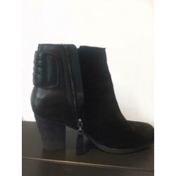 Stoere Carks laarsjes maat 39