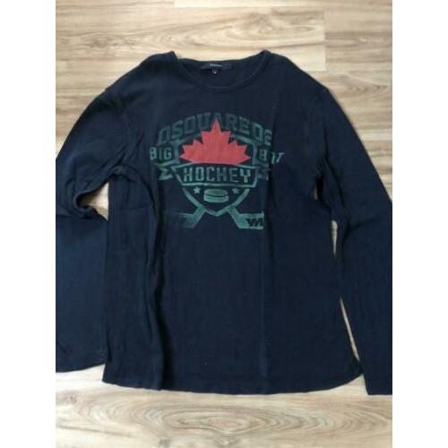 5 shirts + hoodie maat L