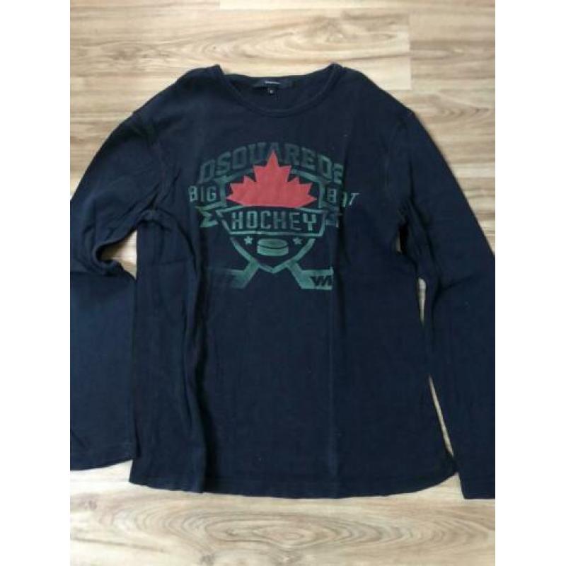 5 shirts + hoodie maat L
