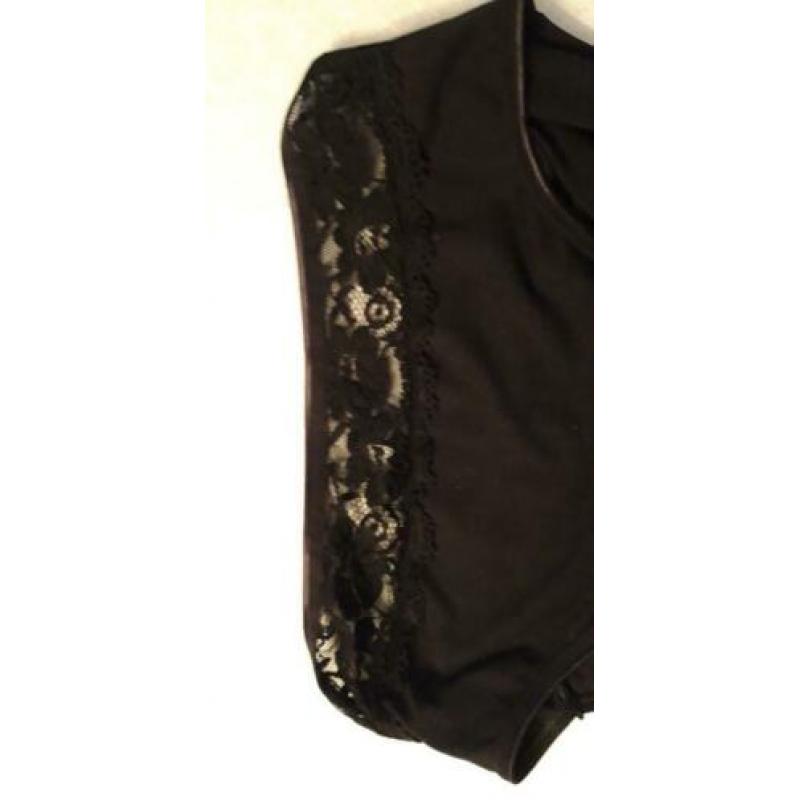 Slip met kant NIEUW mt xxxl
