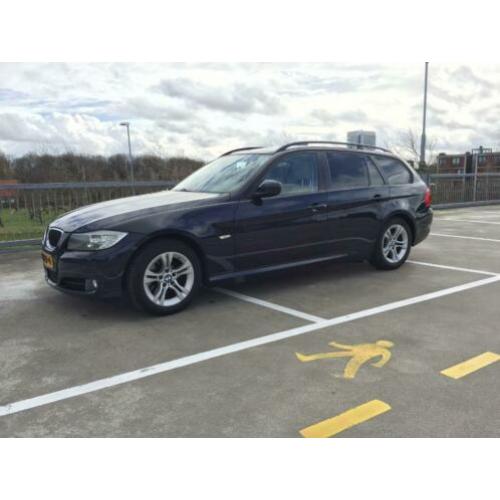 BMW 320i Touring Businessline Facelift - nwe distri ketting!