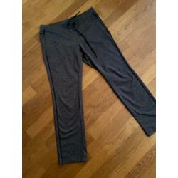 Mooie trainingsbroek van Sjeng, XL