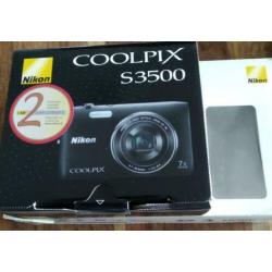 Camera Coolpix S3500