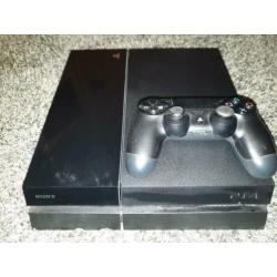 Playstation 4 te koop inclusief controller en games