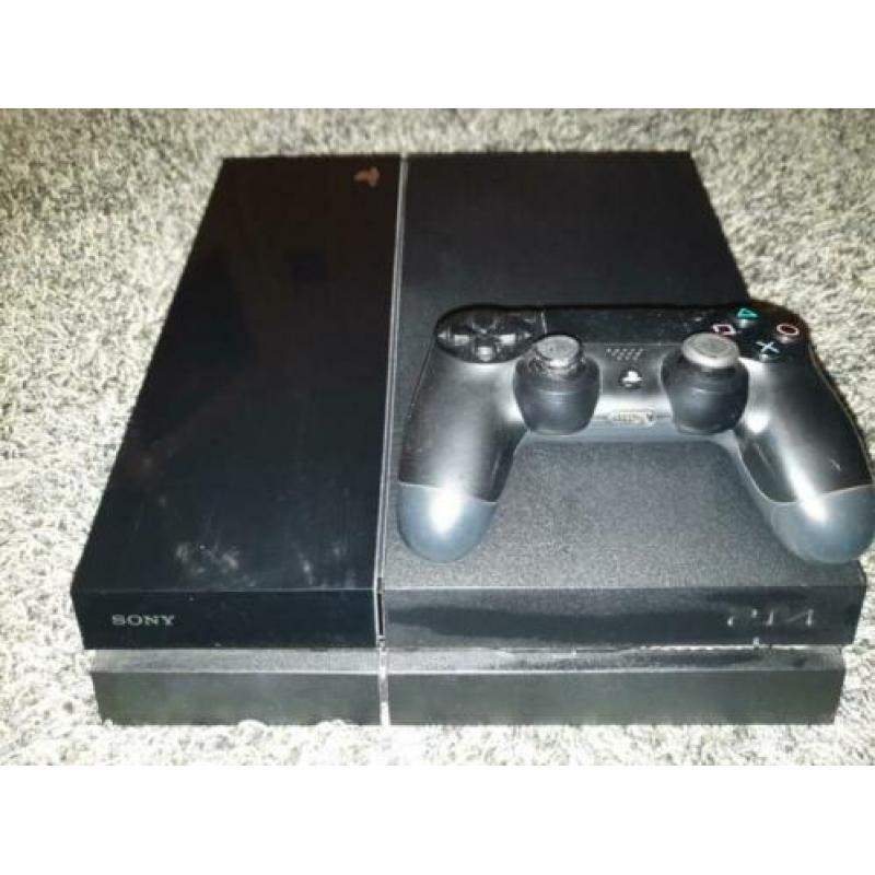 Playstation 4 te koop inclusief controller en games
