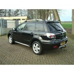Mitsubishi Outlander Sport 2.4 Invite Scott 4WD Automaat