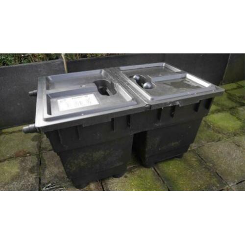 Oase Biotec 10 biofilter en Aquamax 5500 pomp.