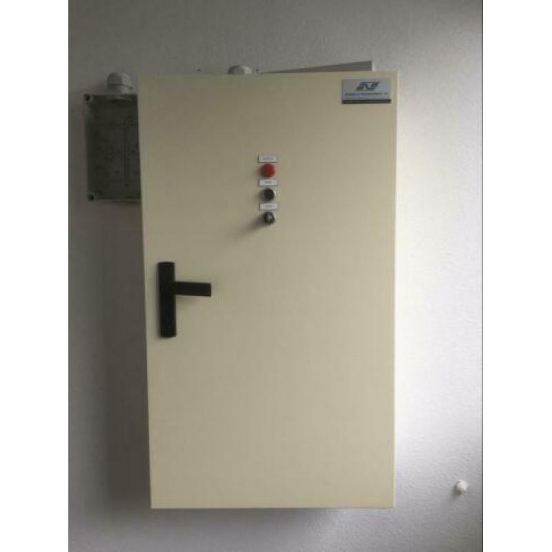 Siemens schakel/verdeel kast