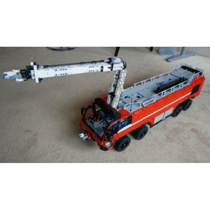 Te koop ZELFBOUW LEGO CRASH TENDER (ontwerp Lucio Switch).