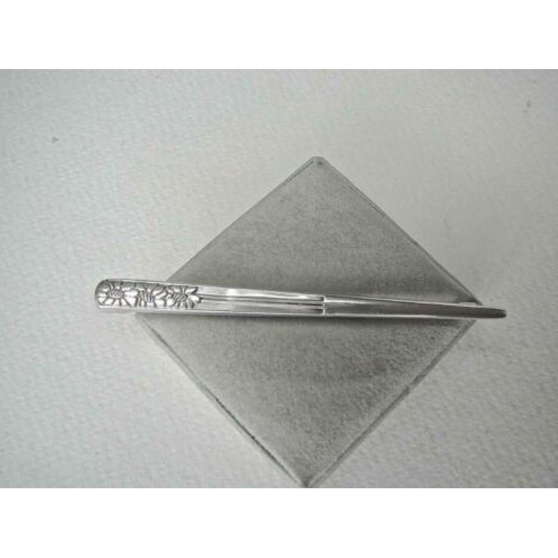 Zilveren oude antieke Broche lang fantasie model 800 zilver