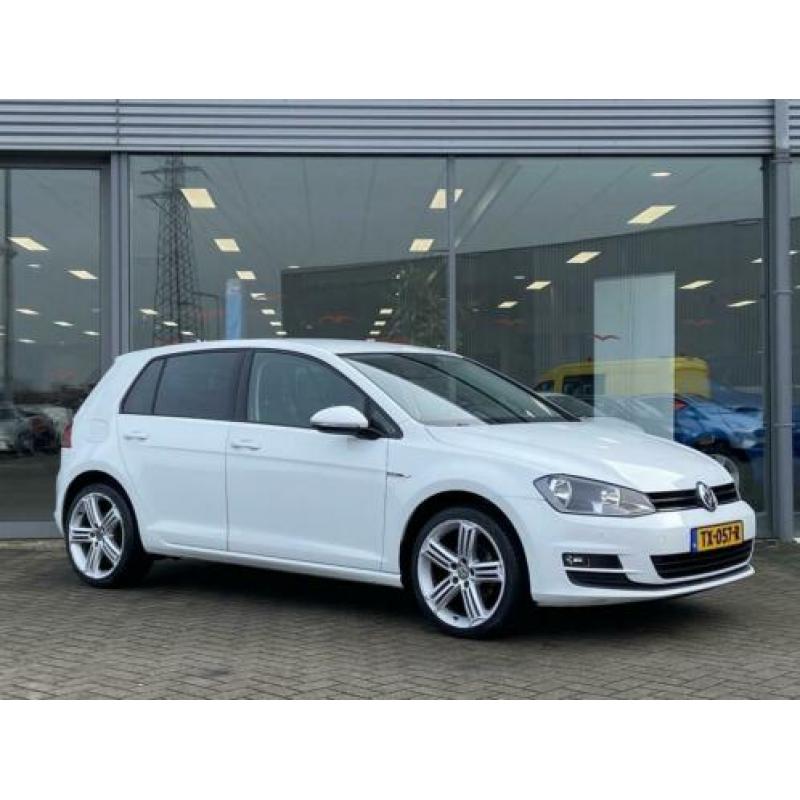 Volkswagen Golf 1.6-105PK TDI DSG Highline Navigatie | Clima