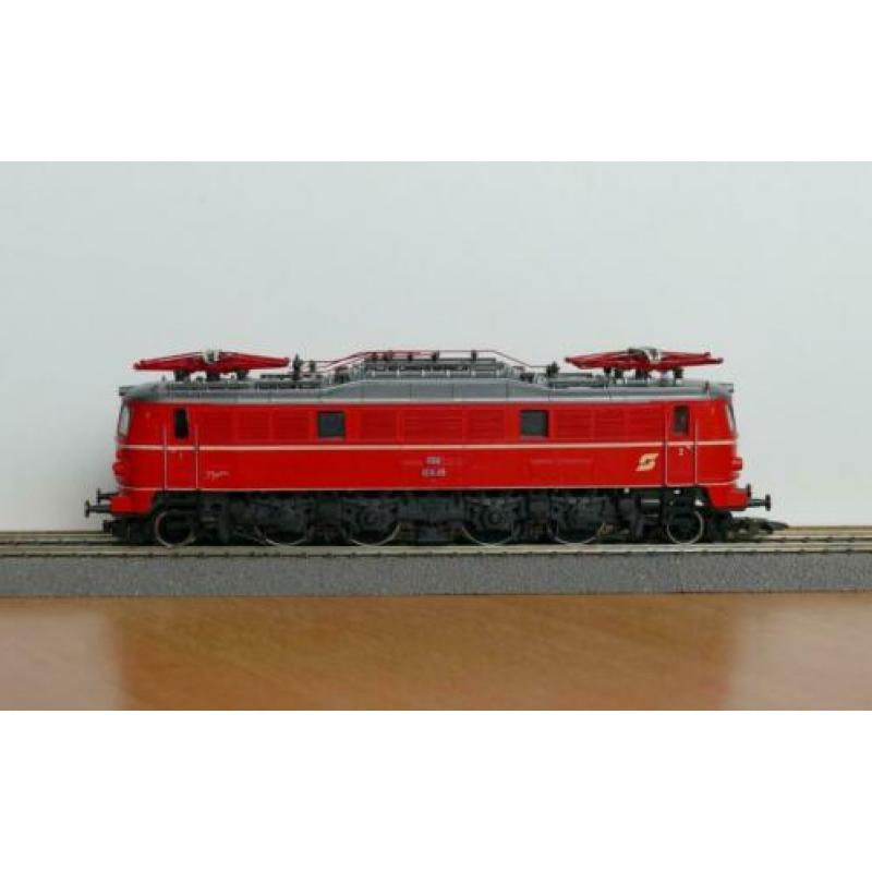 Roco - Elok ÖBB BR1018.05 (Oranje/Rood) Faulhaber Motor 1:87