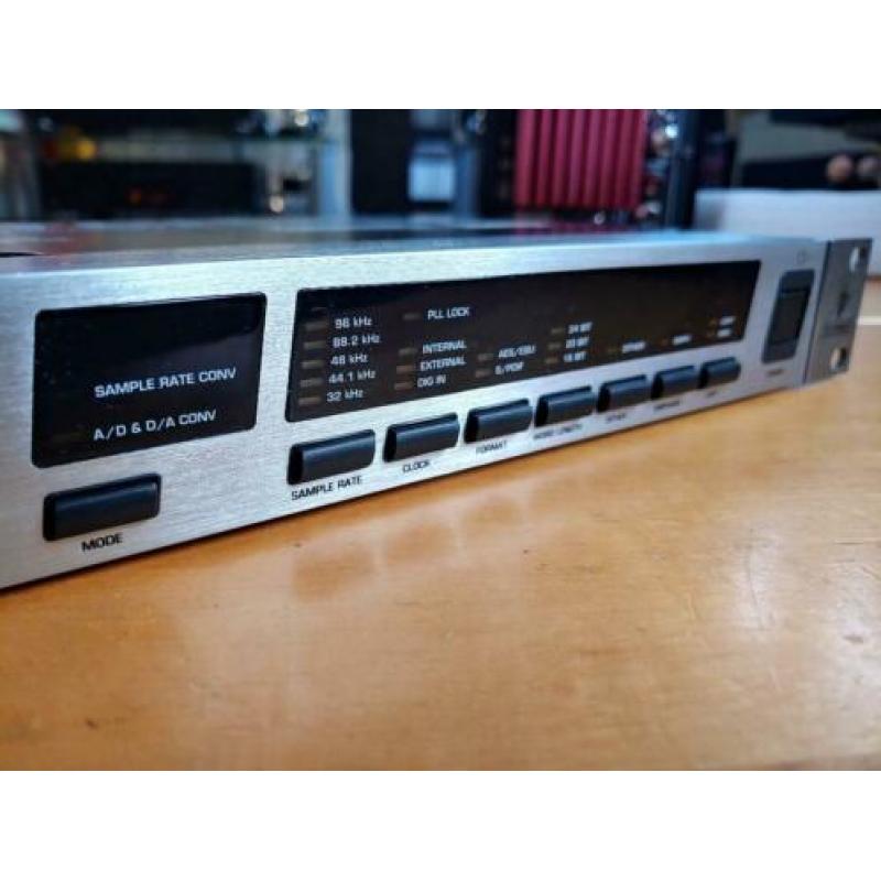 behringer ultramatch pro src2496