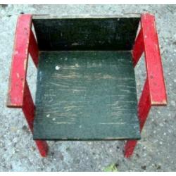 OPRUIMING Vintage kindertafeltje + stoel