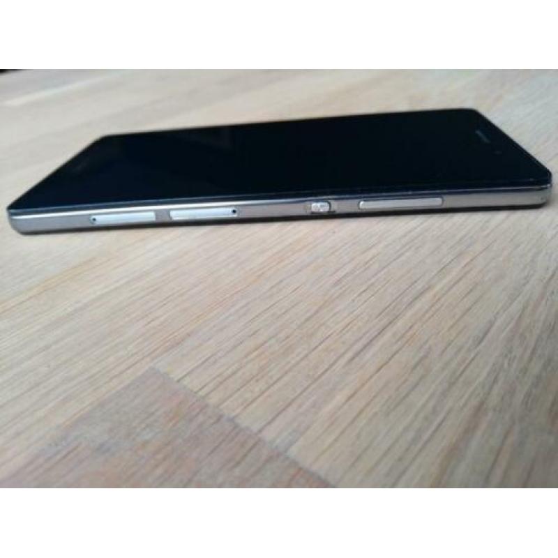 Huawei P8 Lite zwart krasvrij met hoesje