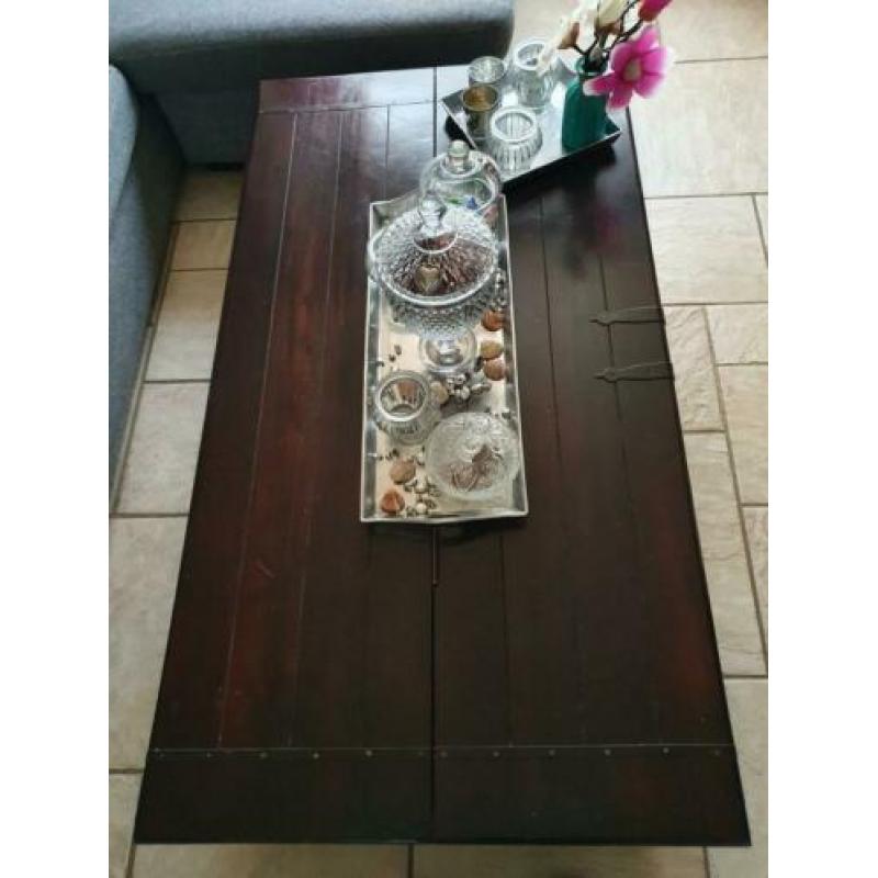 Zwaar massief teakhouten salontafel/ kist