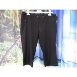 zwarte capri broek taille iets verstelbaar mt 44 Etam