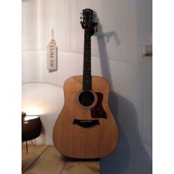 Taylor 110 en een Simon & Patrick Pro