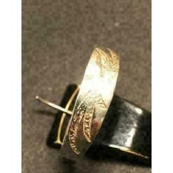 9962-39. ZIlveren ring met bewerkte rand