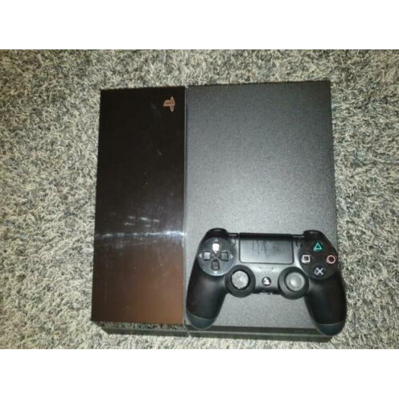 Playstation 4 te koop inclusief controller en games