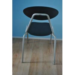 Stoelen (2 stuks van EMU design, vintage)