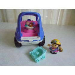 Busje met geluid en moeder en kind little people