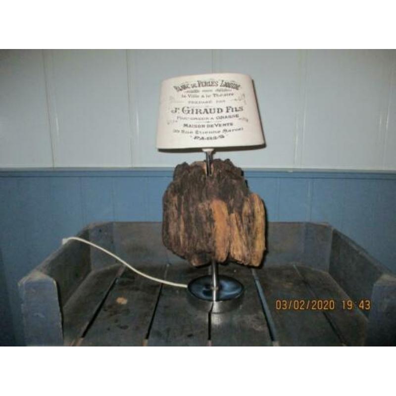 drijfhoutlamp