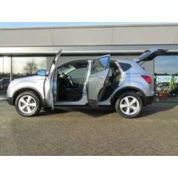 NISSAN Qashqai 2.0 2WD CVT Acenta Pack[Panodak,Trekhaak,Clim