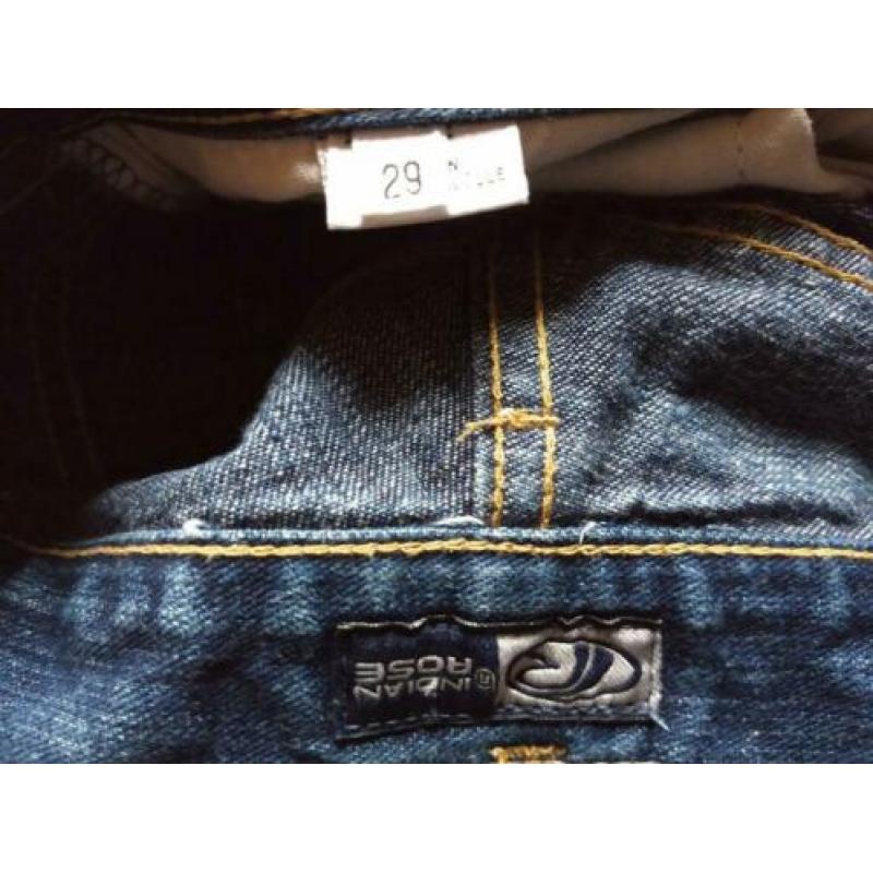 Indian rosé jeans