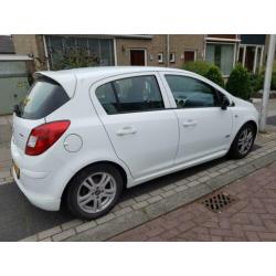 Opel Corsa 1.4 16V 5D WR 2009 Wit OPC editie