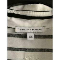 Blouse zwart/wit gestreept Distrikt ~ maat XS