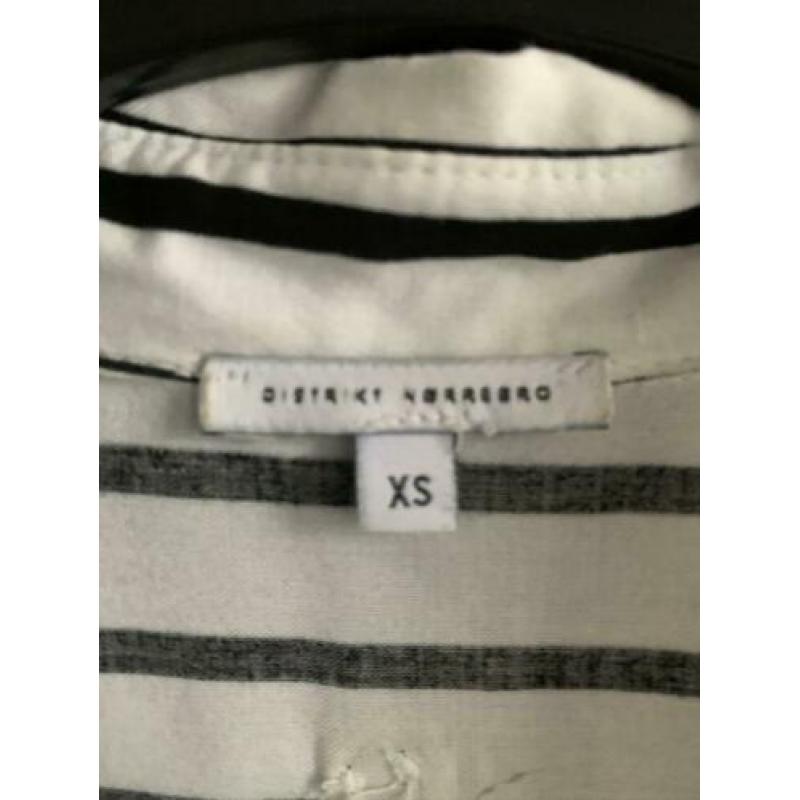 Blouse zwart/wit gestreept Distrikt ~ maat XS