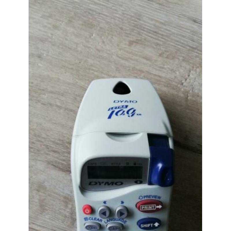 Dyma letratag xr label printer met veel soorten labels