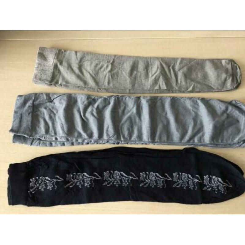 3 paar zwarte kniekousjes/pantykousjes met werkje ....nieuw.