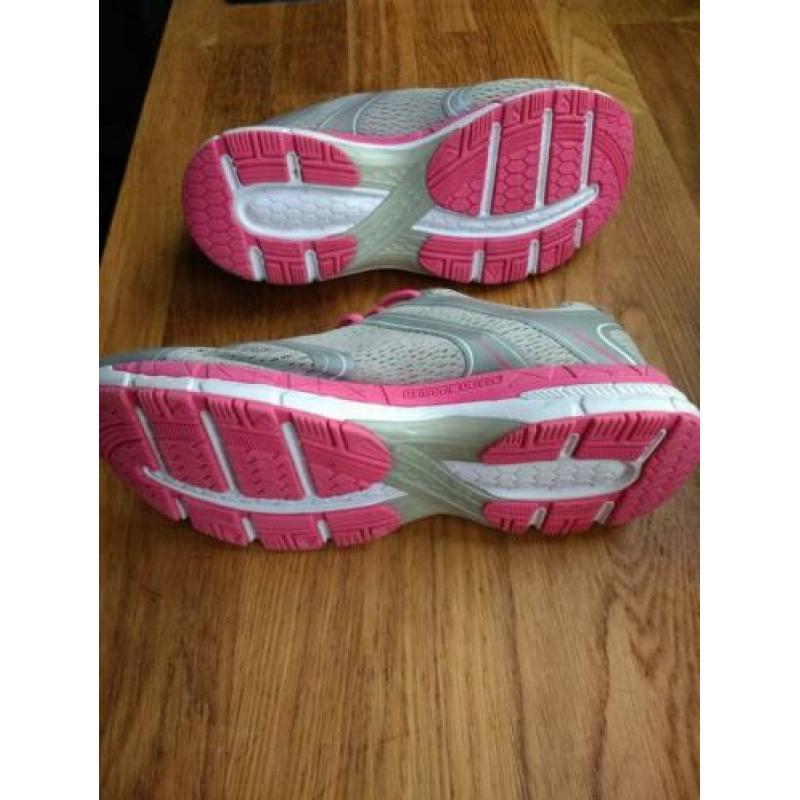 Grijze sneakers 36