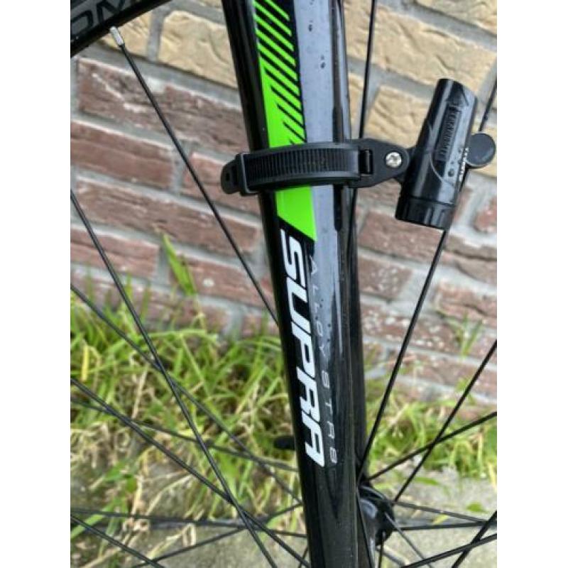 Wielrenfiets/racefiets voor kinderen van ongeveer 11 tot 15