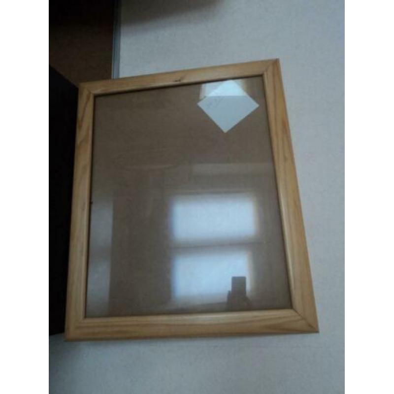 Brede Grenen Lijst 34 x 25 cm.