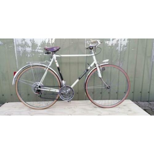 Gazelle sportfiets 1974 in nagenoeg nieuwstaat